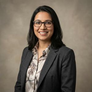 母狗摄影艺术顾问